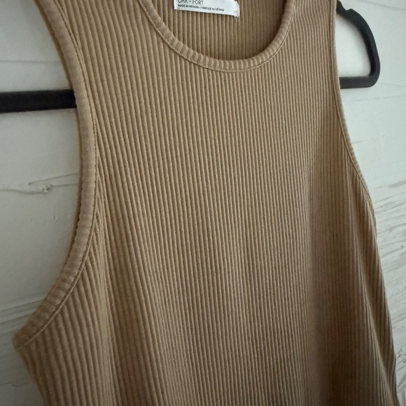 Oak + Fort Ribbed Racerback Tank | Size L | Dark Beige - Picture 5 of 6